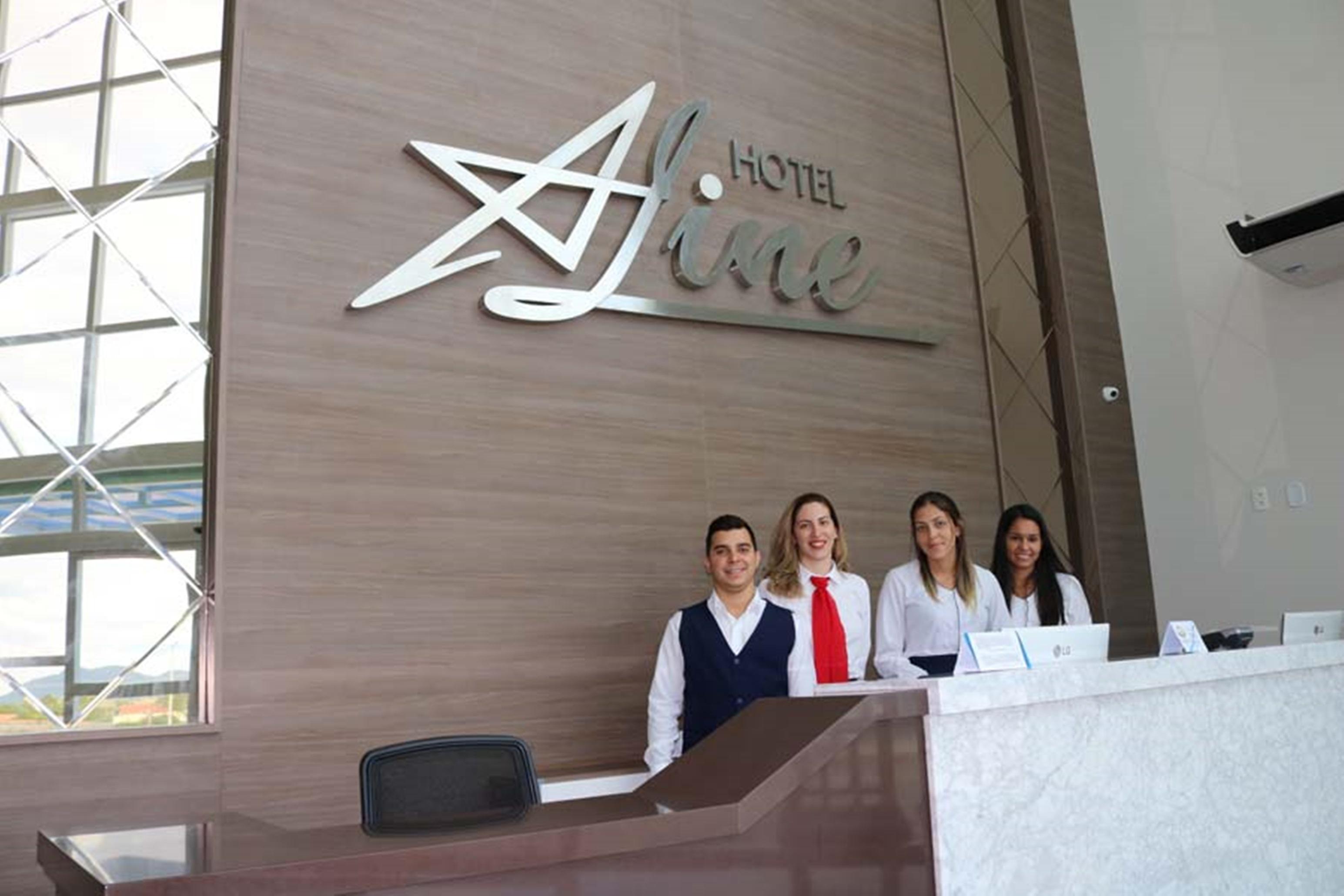 Bristol Aline Delmiro Gouveia Exterior foto